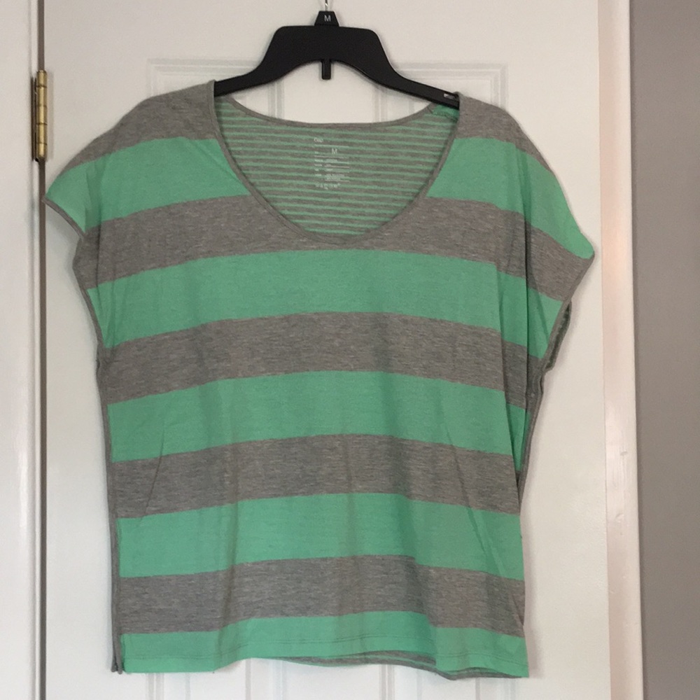 Medium GAP Tee